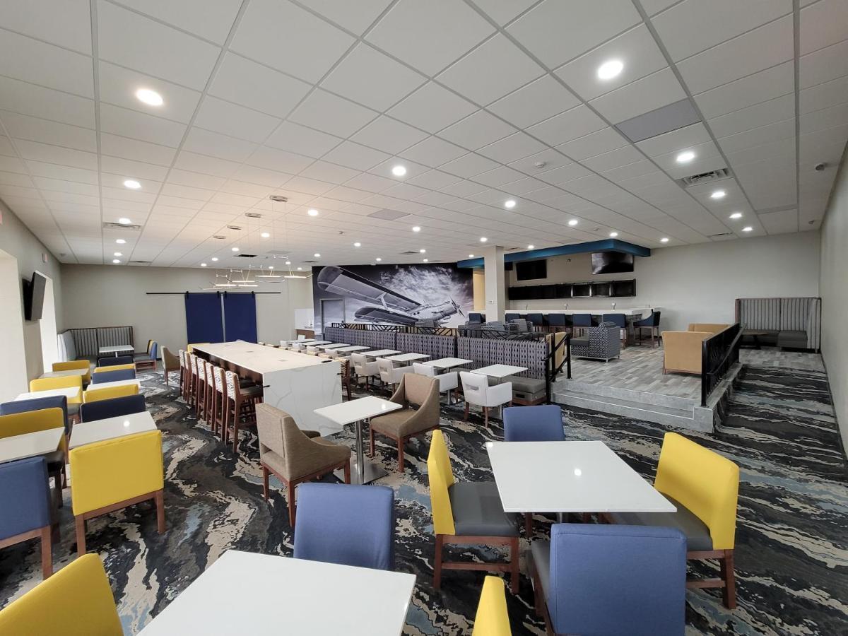 Wingate By Wyndham Wichita Airport Hotel Luaran gambar