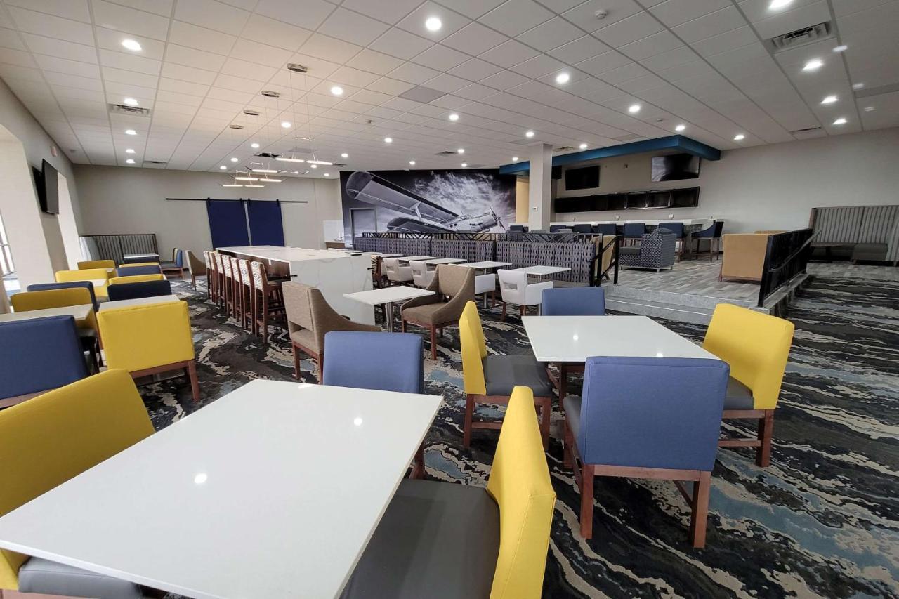 Wingate By Wyndham Wichita Airport Hotel Luaran gambar