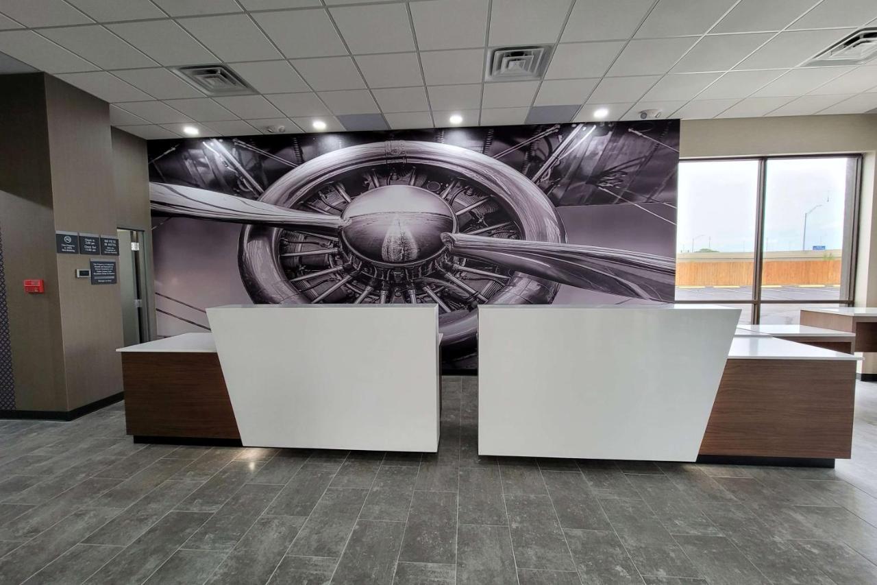Wingate By Wyndham Wichita Airport Hotel Luaran gambar