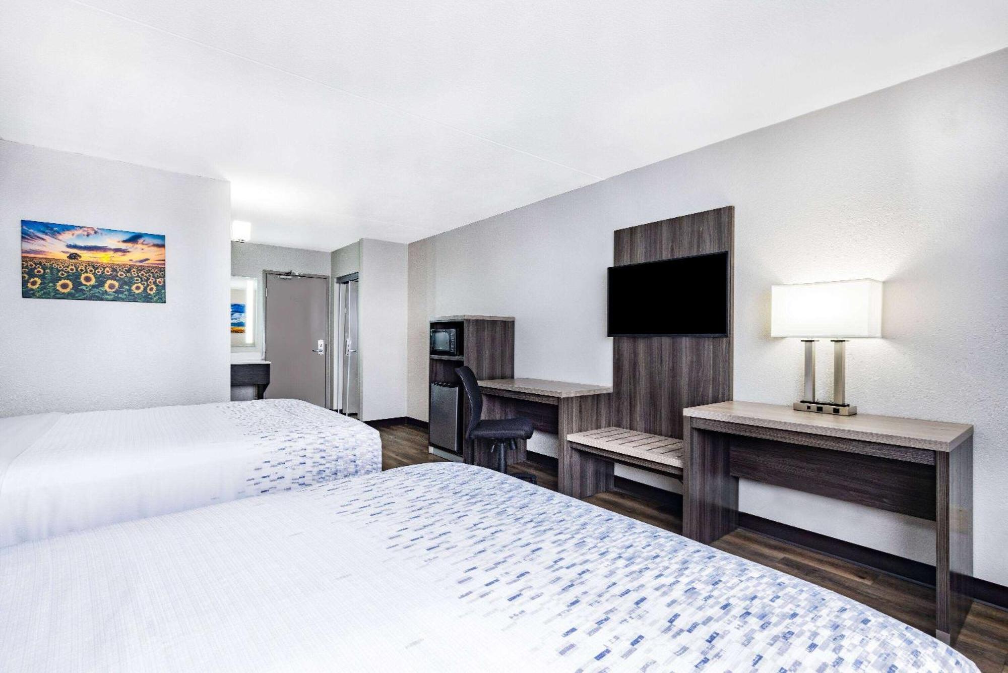 Wingate By Wyndham Wichita Airport Hotel Luaran gambar