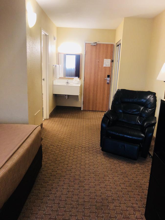 Wingate By Wyndham Wichita Airport Hotel Luaran gambar