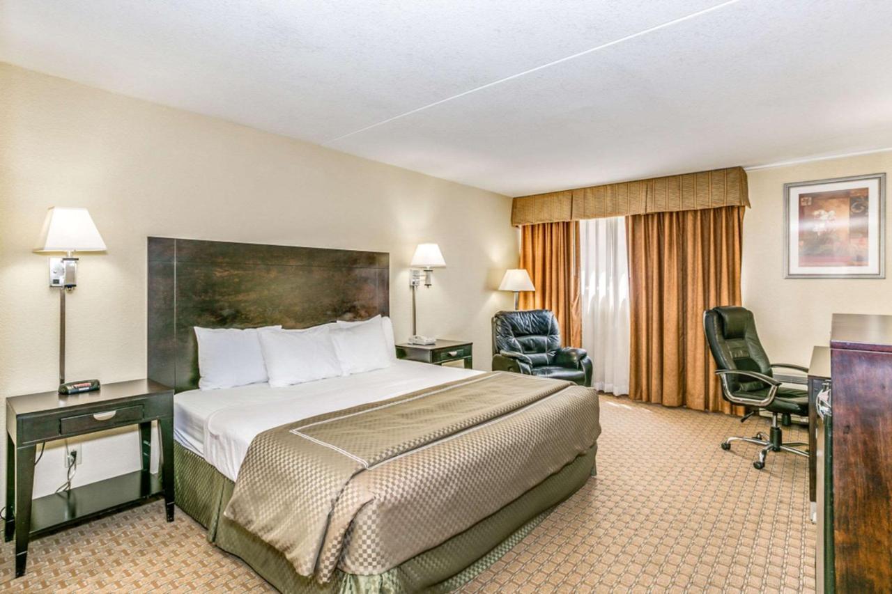 Wingate By Wyndham Wichita Airport Hotel Luaran gambar