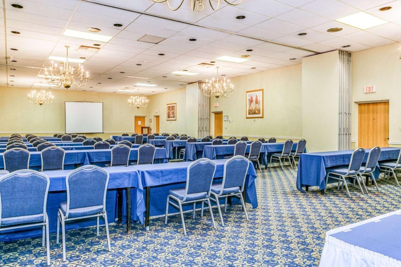 Wingate By Wyndham Wichita Airport Hotel Luaran gambar