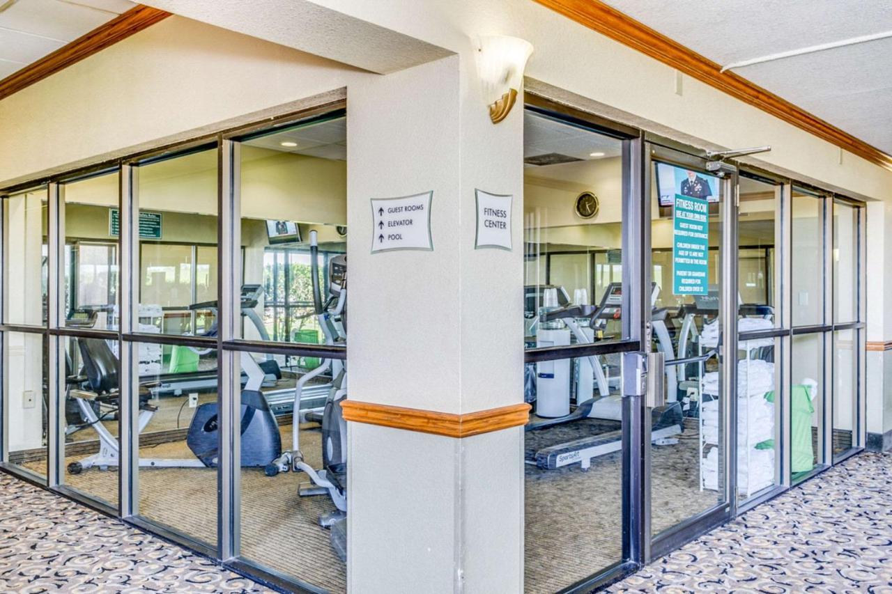 Wingate By Wyndham Wichita Airport Hotel Luaran gambar